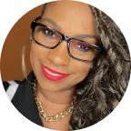 Jearlean Taylor, een fotomodel, auteur, ondernemer en overlevende van kanker.