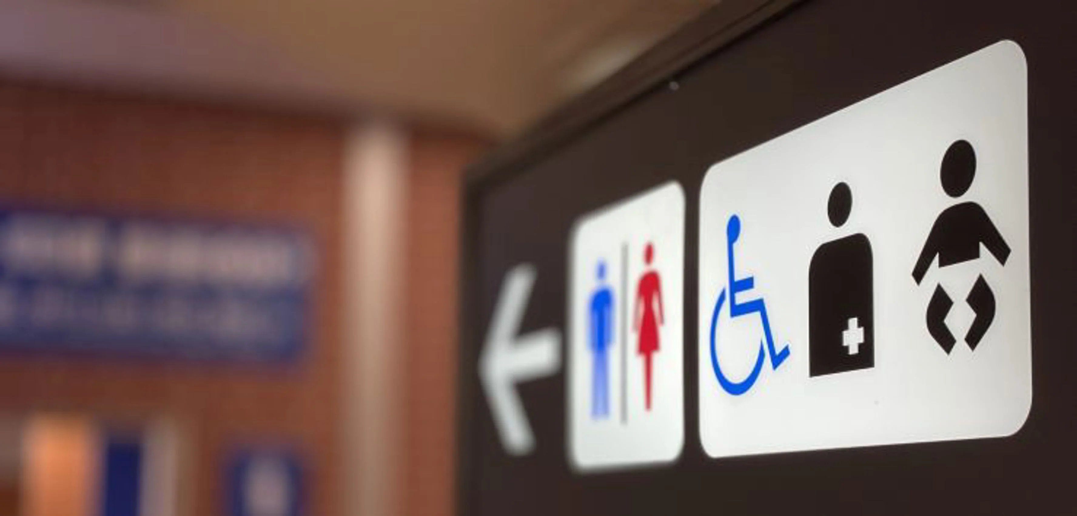 数字が書かれた看板